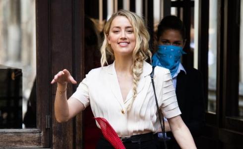 سبب اختفاء حساب صديقة إيلون ماسك القديمة أمبير هيرد من تويتر