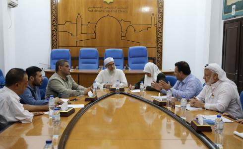 لقاء داخل المجلس التشريعي بغزة