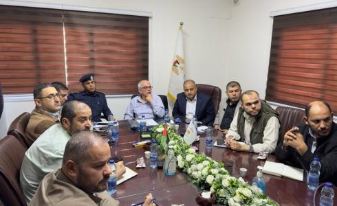 اجتماع لجنة الطوارئ الحكومية بغزة
