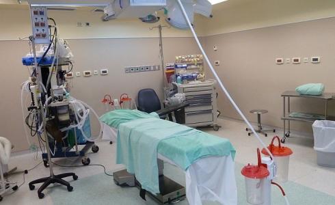 غرفة في  مستشفى ولفسون الطبي