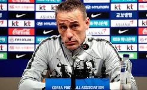 باولو بينتو المدير الفني لمنتخب كوريا الجنوبية
