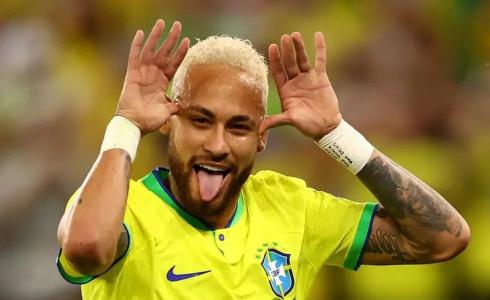 نيمار يحتفل بالهدف خلال المباراة ضد كوريا الجنوبية