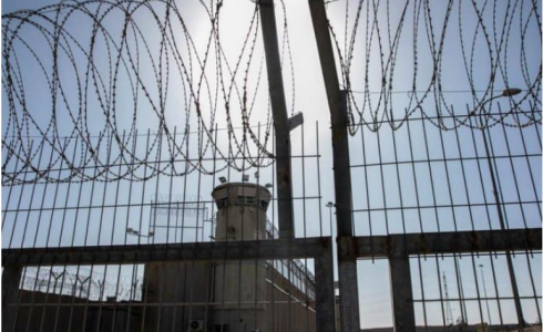 الأسيران زيتاوي وأبو عميرة يواجهان إهمال طبي خطير