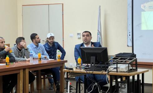 جانب من محاضرة علمية حول مشاريع المنحة المصرية بالجامعة الإسلامية