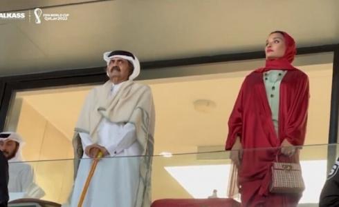 أمير قطر السابق والشيخة موزا.