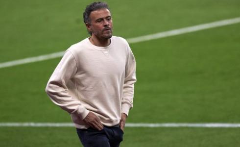 إنريكي يبدي إعجابه بلاعب مغربي آخر