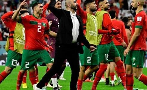 فرحة المنتخب المغربي بالتأهل إلى نصف النهائي في كأس العالم 2022