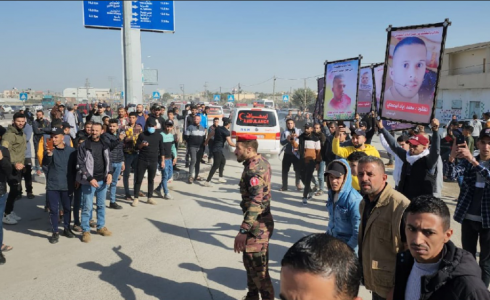 لحظة وصول جثامين شهداء لقمة العيش إلى غزة