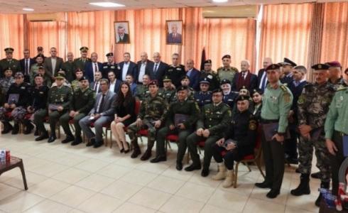 خلال تكريم وزير الداخلية أبناء المؤسسة الأمنية