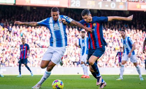 برشلونة يتعادل مع اسبانيول في الدوري الاسباني
