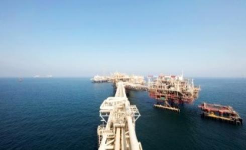 الإمارات الثالثة عالمياً بمؤشر توريد الوقود وخدمات النقل