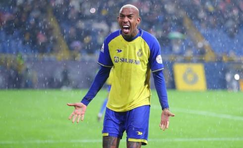 لاعب نادي النصر السعودي تاليسكا