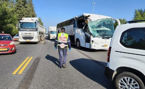 من مكان وقوع الحادث قرب مفرق اللطرون