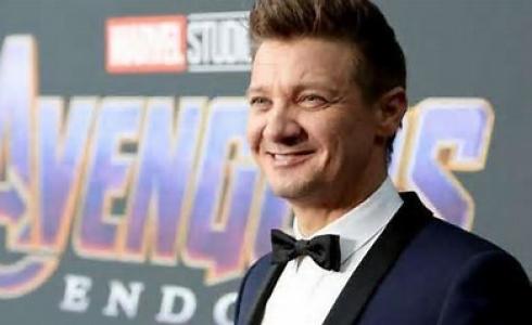 الممثل الأميركي المرشح للأوسكار جيريمي رينر