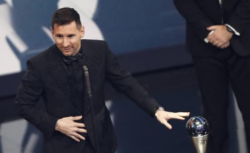 ماذا قال ليونيل ميسي بعد فوزه بأفضل لاعب