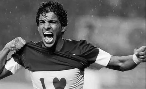 يوسف السلام لاعب المنتخب السعودي السابق