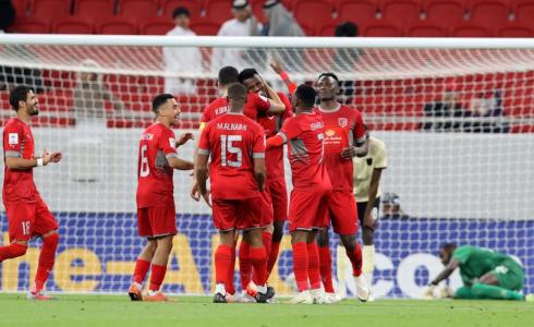 لاعبو الدحيل القطري