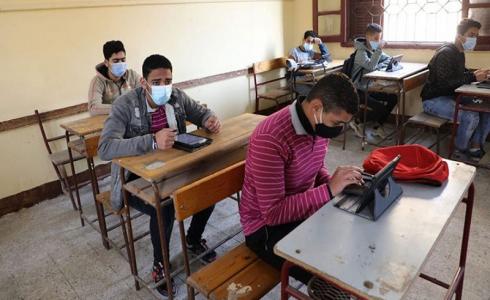 طلاب الاعدادية يقدمون اختبارات في الجيزة