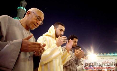 كبار القراء يحيون صلاة التراويح خلال شهر رمضان 2023