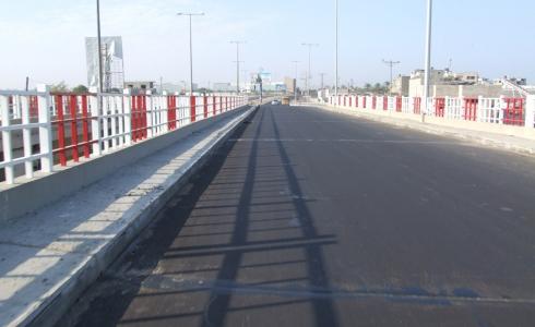 الجيش الإسرائيلي يقيم طريقا مرصوفا من شرق غزة حتى غربها