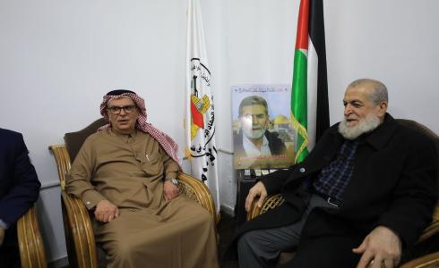 جانب من لقاء الجهاد الإسلامي مع السفير العمادي