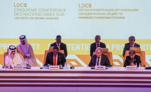 جانب من أعمال مؤتمر الأمم المتحدة في الدوحة
