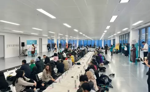 مسلمون يطلقون مبادرة " الإفطار المفتوح" في المملكة البريطانية