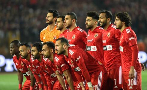 لاعبو تشكيلة الأهلي المصري