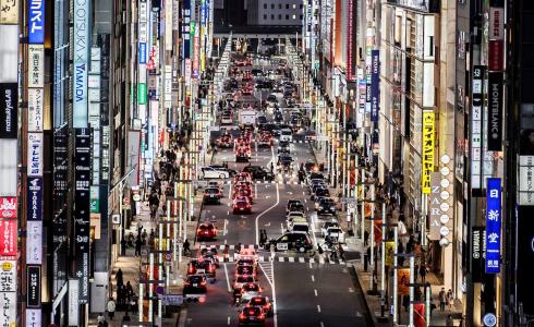 أحد شوارع اليابان