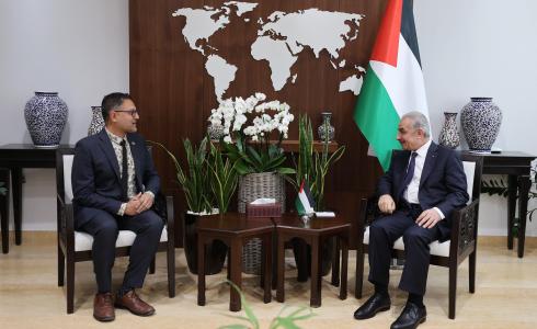 اشتية يستقبل رئيس مكتب تمثيل كندا لدى دولة فلسطين