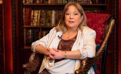 الفنانة سمية الألفي