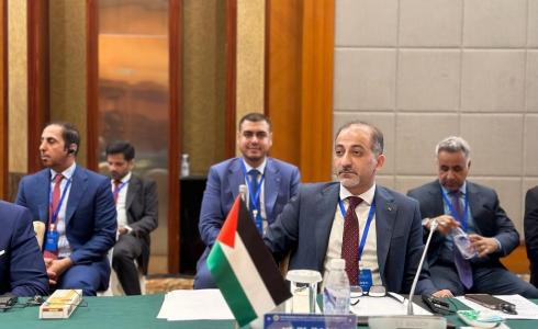 الوفد الفلسطيني برئاسة مهند العكلوك
