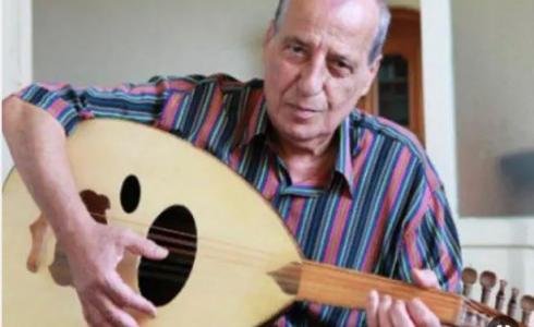 سبب وفاة إيلي شويري الفنان اللبناني ، حيث يظهر وهو يعزف على آلة العود