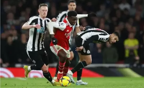 أرسنال ونيوكاسل