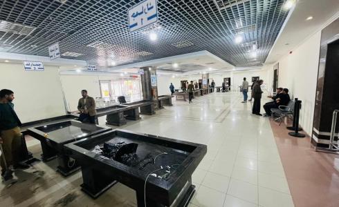 صالة الوصول في معبر رفح