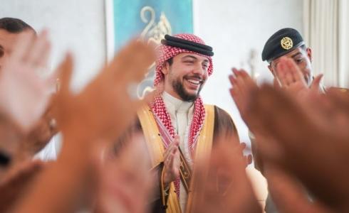 ما سر زيّ ولي العهد الأردني في حفل القرا ؟ - حفل زفاف ولي عهد الأردن