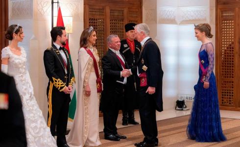 الأميرة إليزابيث التي لفتت انتباه الملكة رانيا في حفل الزفاف