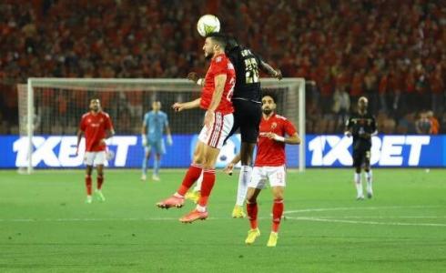 من مباراة الاهلي والوداد المغربي