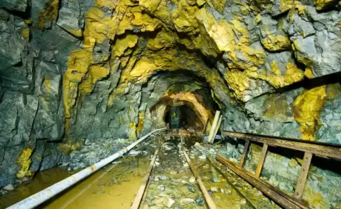 مصرع 12 شخصا علقوا في منجم مغلق للذهب في فنزويلا