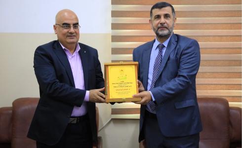 رئيس سلطة الطاقة يهنئ وكيل التربية والتعليم بالمنصب الجديد