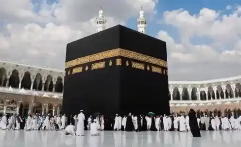 هل يغفر الله الكبائر في الحج؟