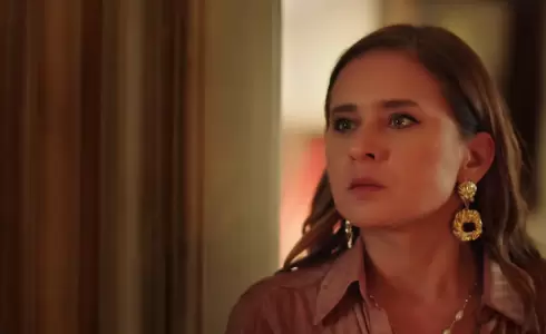 نيللي كريم تواجه أزمات في "ليه لأ"