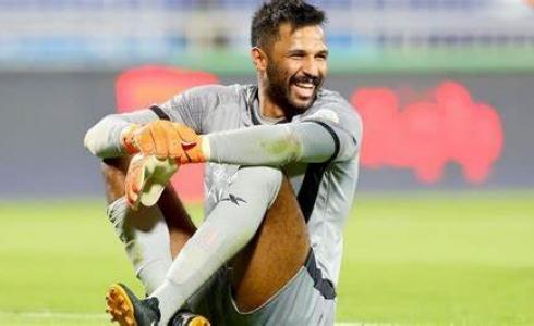 من هي زوجة محمد العويس