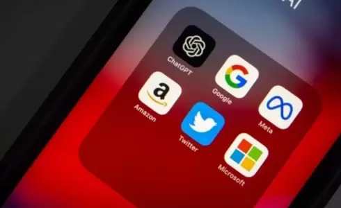 تويتر وتشات جي.بي.تي يعودان للعمل بعد انقطاع قصير