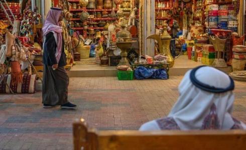سعودي يشتري إبريق شاي ويثير الجدل بسعره في السعودية