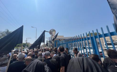 الداخل المحتل: مظاهرة غاضبة ضد الشرطة عقب تشييع مدير عام بلدية الطيرة