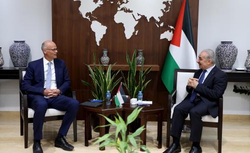 تفاصيل لقاء اشتية مع المدير الإقليمي للبنك الدولي في فلسطين
