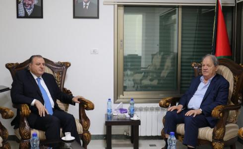 جانب من لقاء فتوح مع سفير الأردن لدى فلسطين عصام البدور،