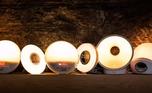 كيفية استخدام ساعة المنبه الذكية لتحسين جودة نومك؟