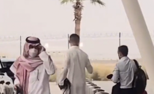 كريستيانو رونالدو  بالزي السعودي